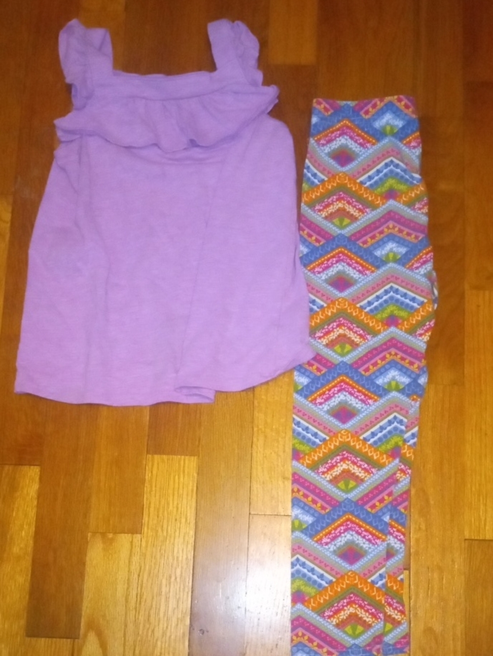 Girls 6 Purple Ruffle Tank with Colorful Geo Print Leggings